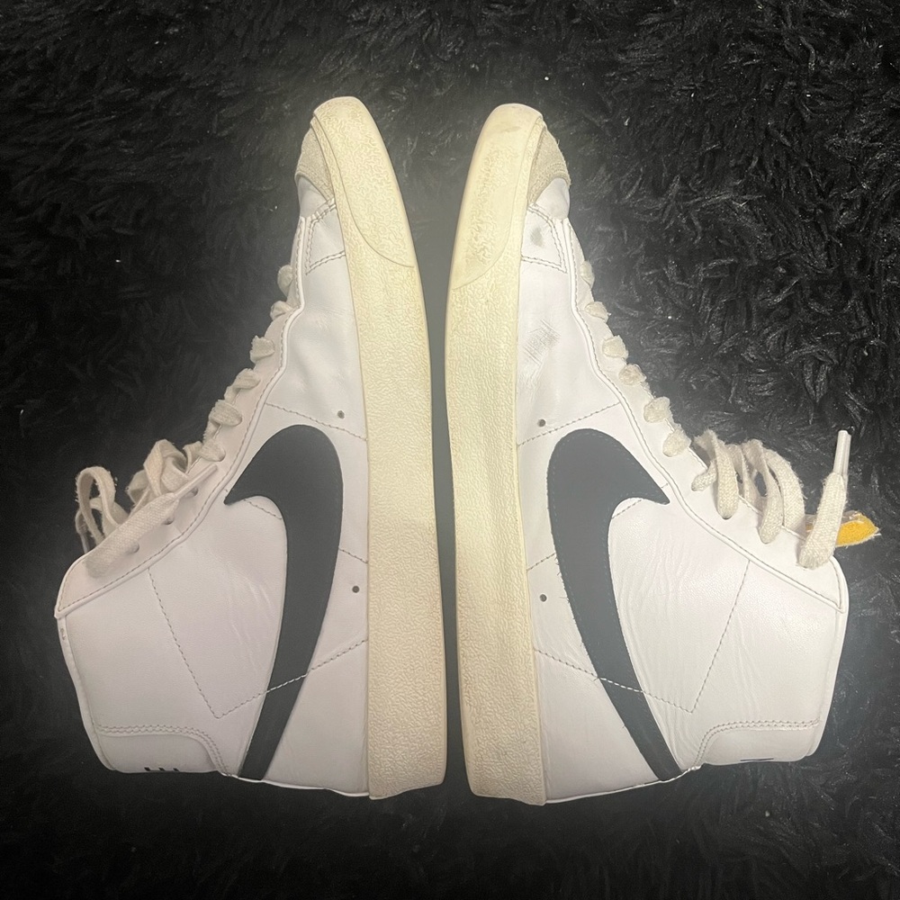 Blazer high top size-11M